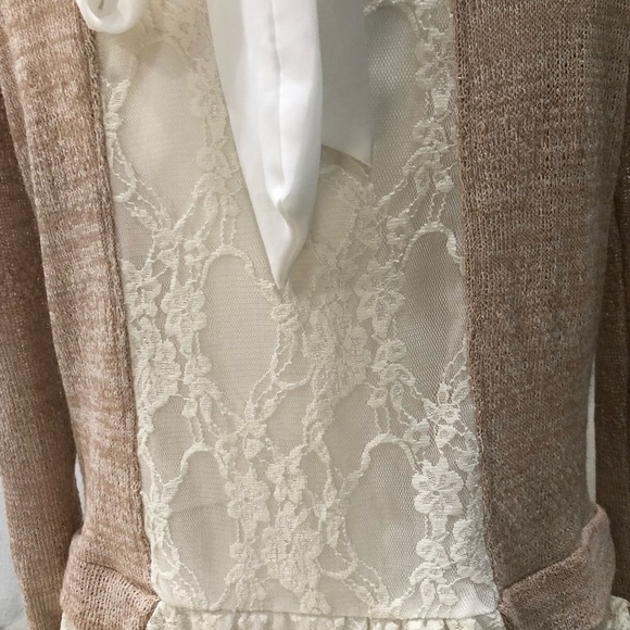 Clu+Willoughby peplum sweater blouse - Picture 6 of 6